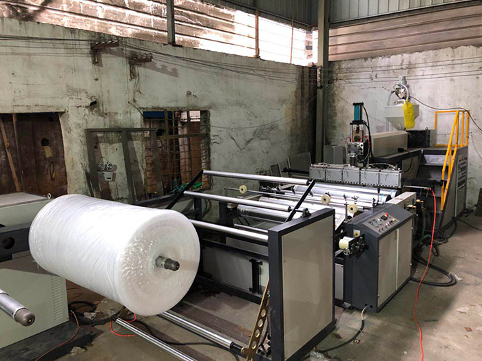LSPE1600型全自動(dòng)高速聚乙烯氣泡膜機(jī)（氣墊膜機(jī)）設(shè)備氣泡膜機(jī)器07